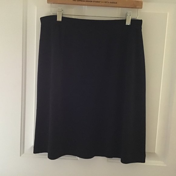 EXCLUSIVELY MISOOK BLACK RAYON/ACRYLIC SKIRT. M - Picture 5 of 5